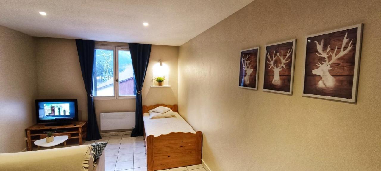 Grand Studio 3 Personnes Idealement Place Barcelonnette Exterior photo