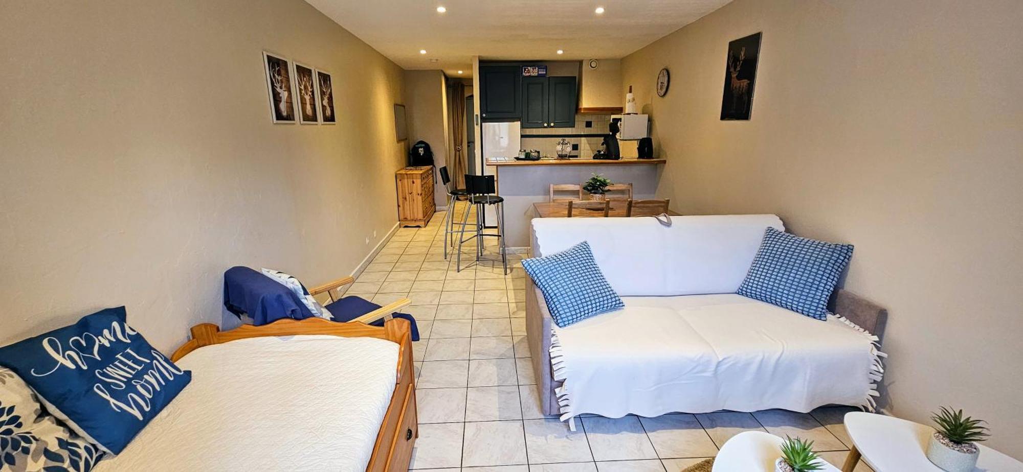 Grand Studio 3 Personnes Idealement Place Barcelonnette Exterior photo